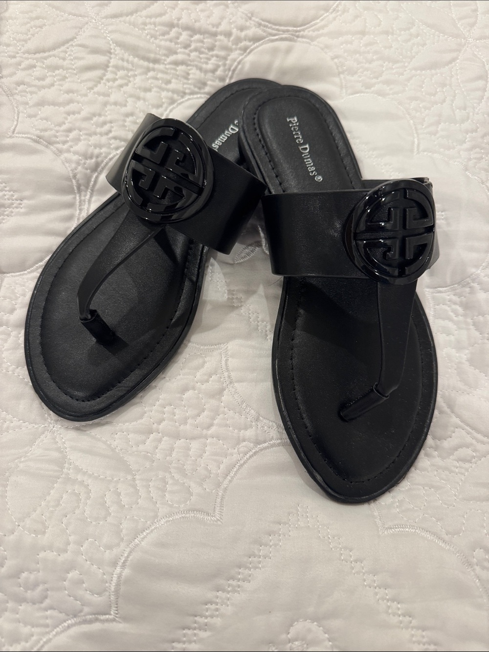 NWT Pierre Dumas Black Thong Sandals with Logo Medallion